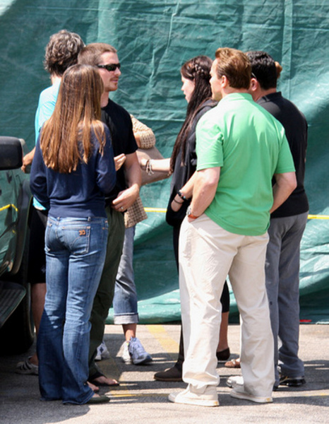 Arnold Schwarzenegger set Terminator 4