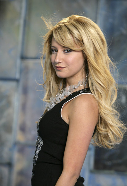 ashley tisdale 2006