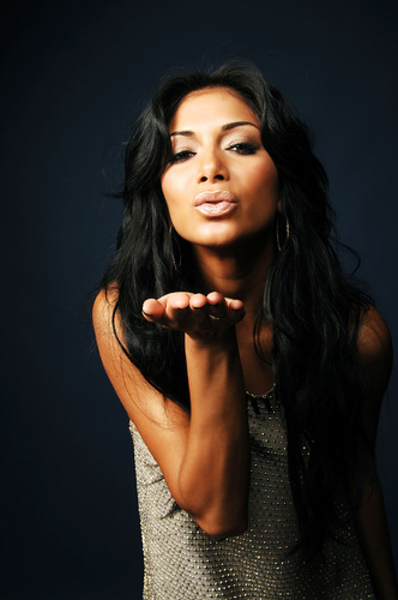 nicole scherzinger biography
