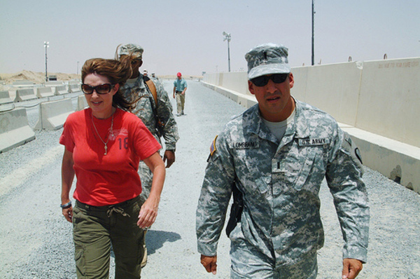 Sarah Palin in Kuwait 10 (high rez)