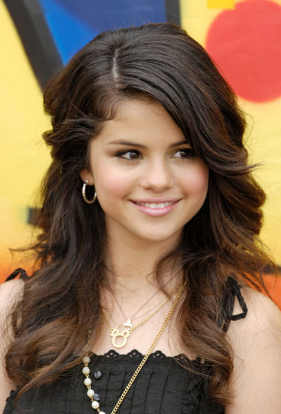 Current Top Disney Super Stars Selena Gomez In 2004 Gomez was discovered by 