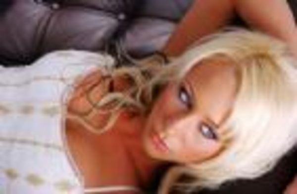 chantelle louise kenyon - max power model