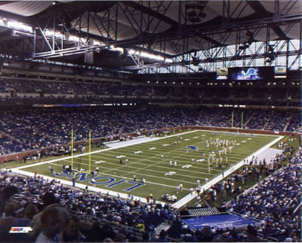 Cheap parking ford field #9